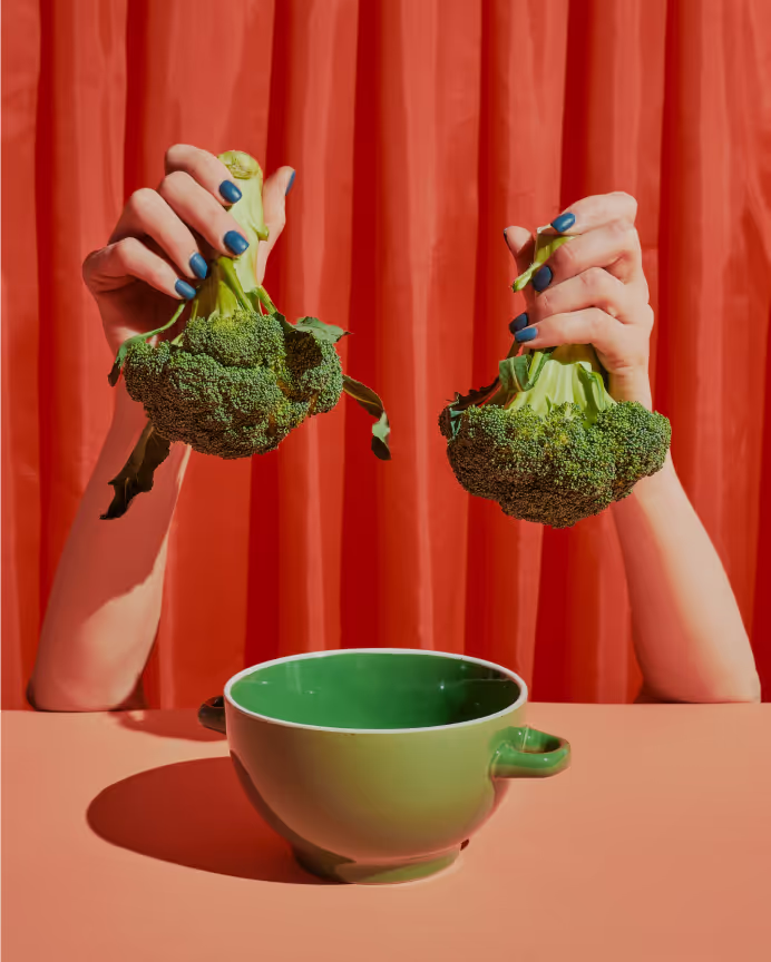 Photo by Andrej Lisakov