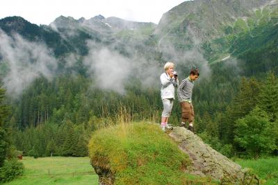 Balades et randonnées en famille en Haute Savoie dans les Alpes, Tour du Mont-Blanc famille                    